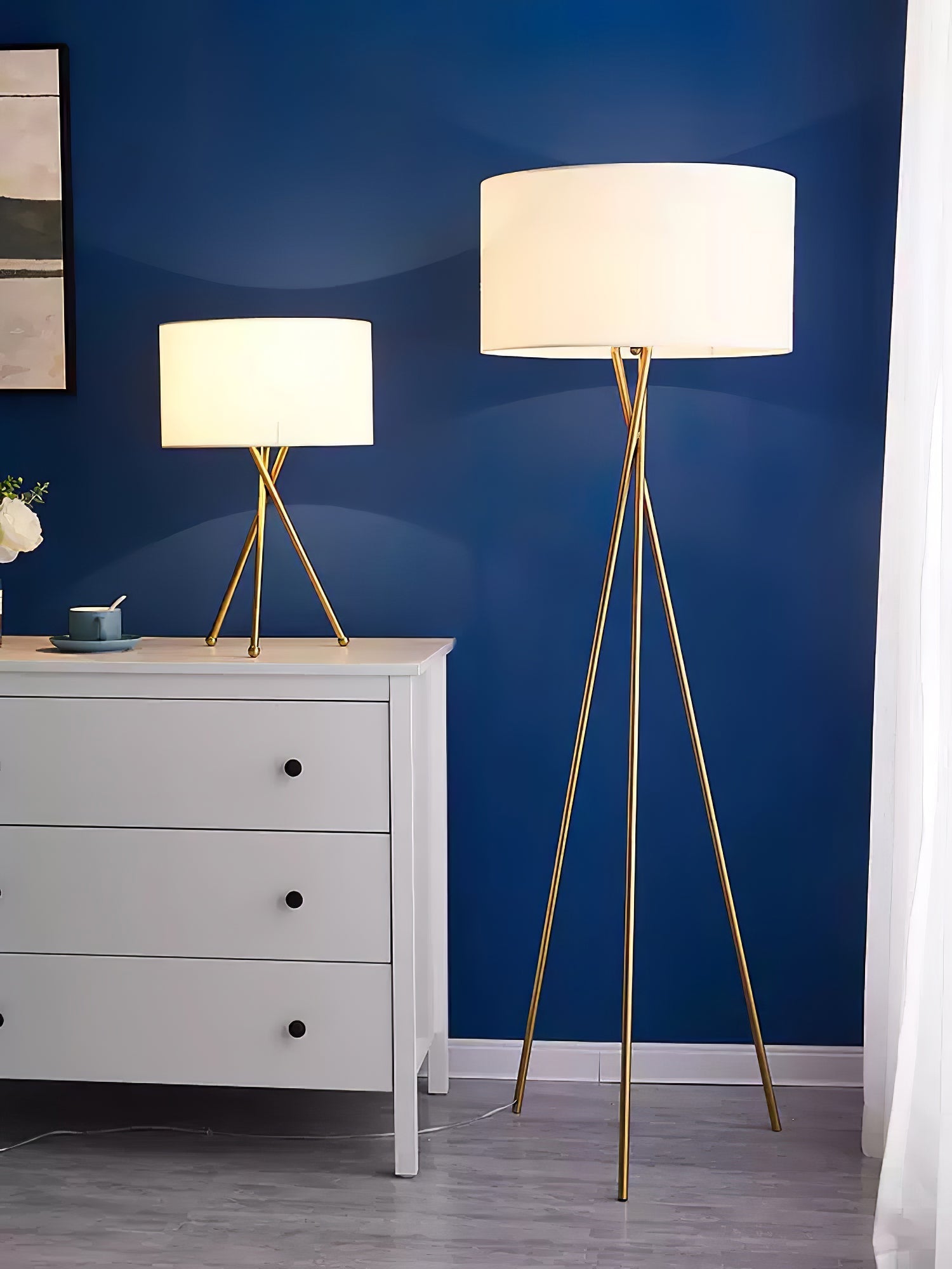 Zander Minimalist Fabric Floor Lamp - Letslighting