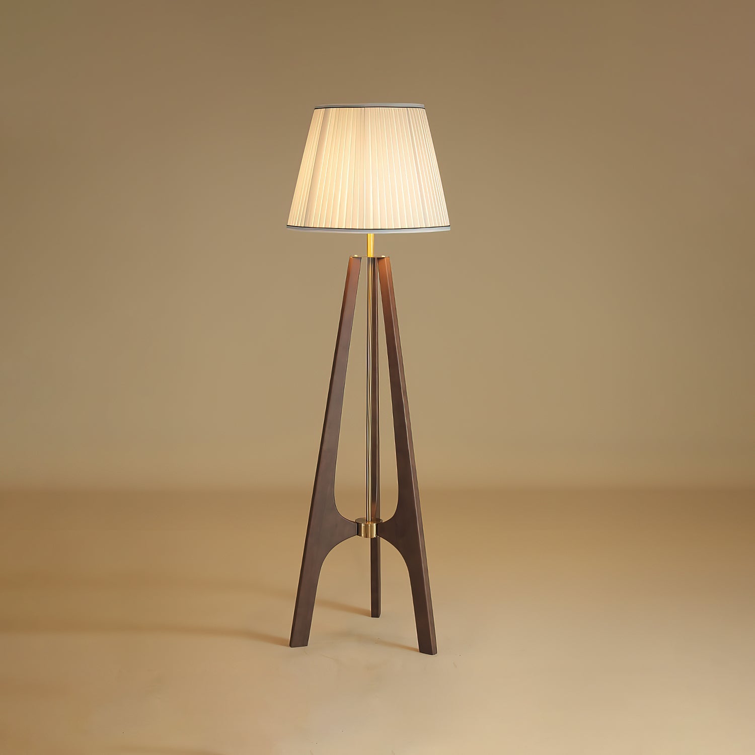 Trivelle Tripod Floor Lamp - Letslighting