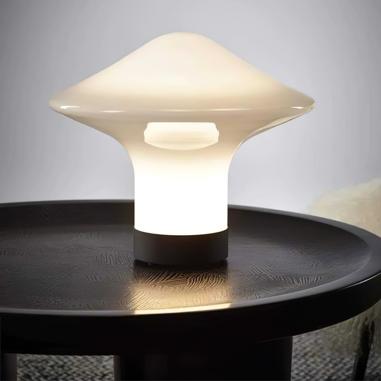 Taura Contemporary Table Lamp - Letslighting