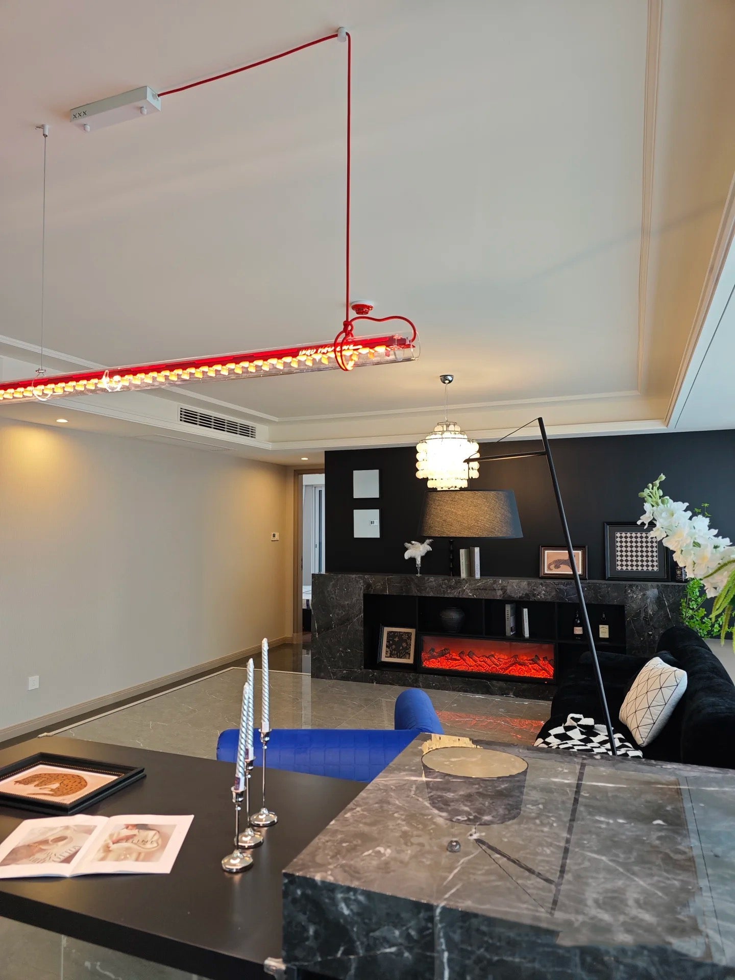 Cata Modern Minimalist Linear LED Glass Pendant Lamp - Letslighting