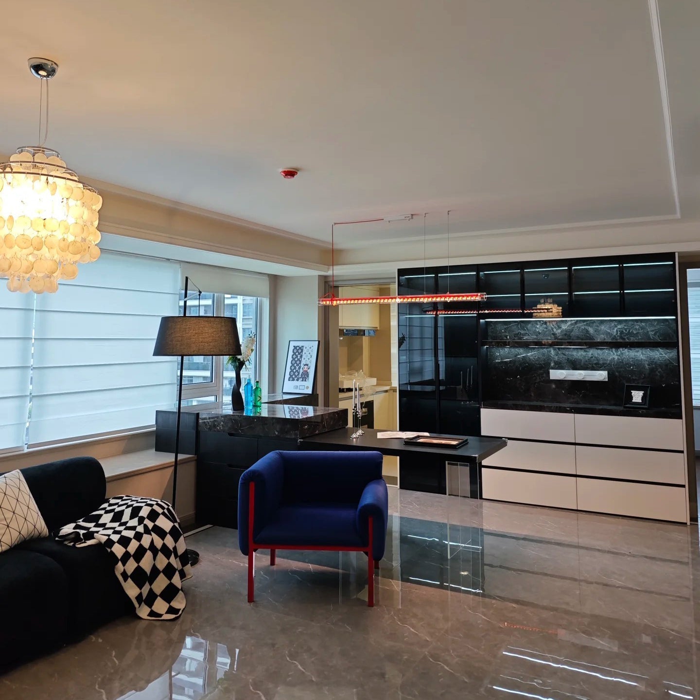 Cata Modern Minimalist Linear LED Glass Pendant Lamp - Letslighting