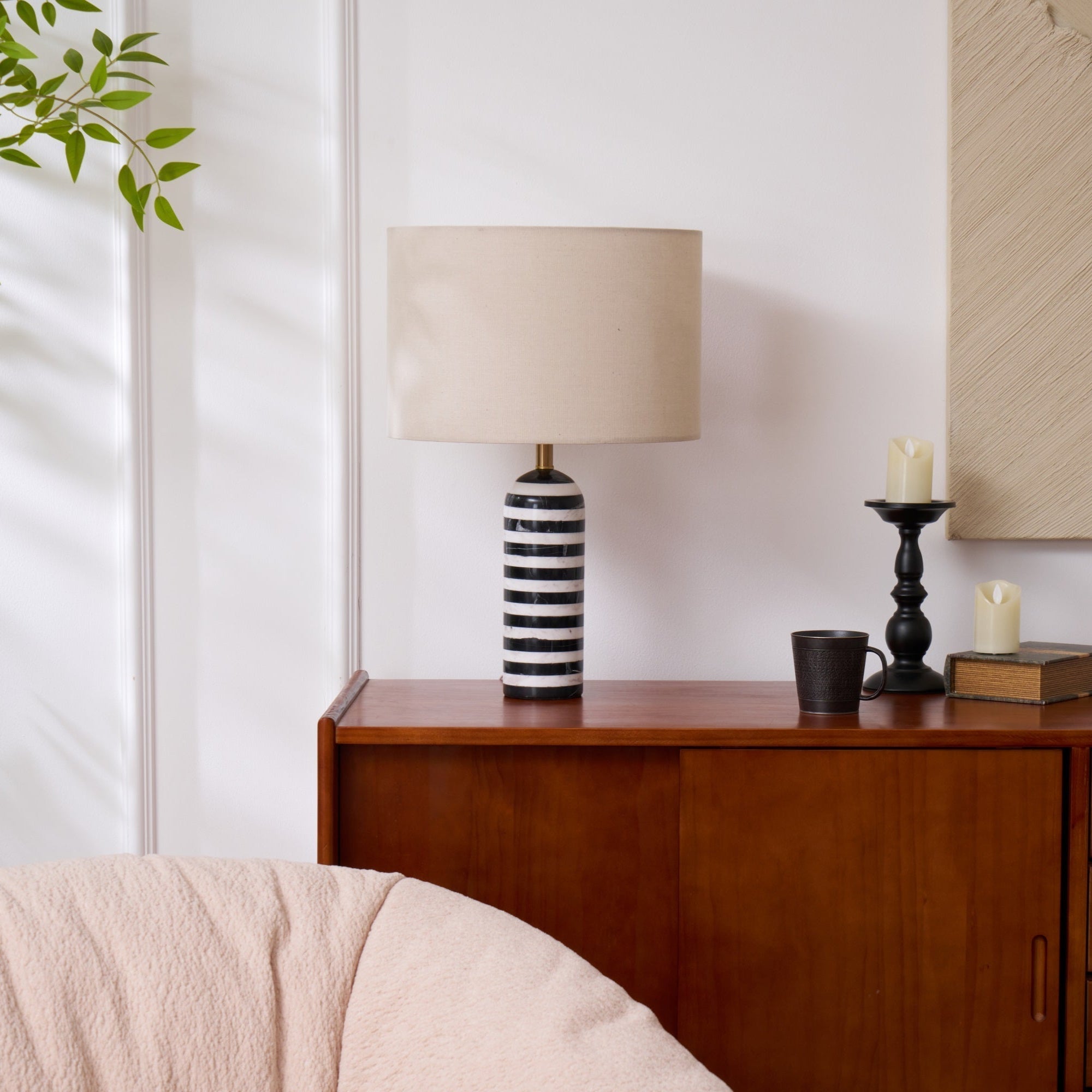 Avery Contemporary Table Lamp - Letslighting