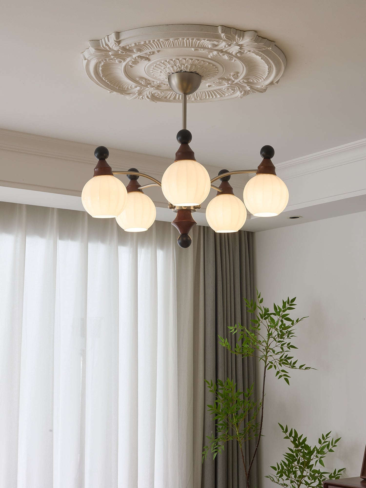 Zosilara Traditional Elegance Wood Chandelier - Letslighting