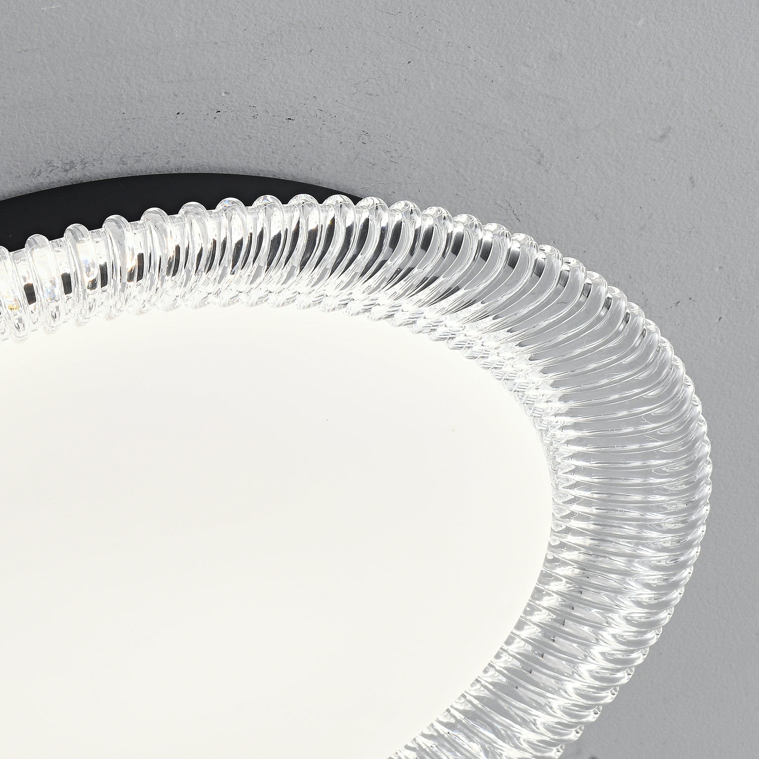 Lustra Ceiling Light Vanguard Acrylic Ring - Letslighting