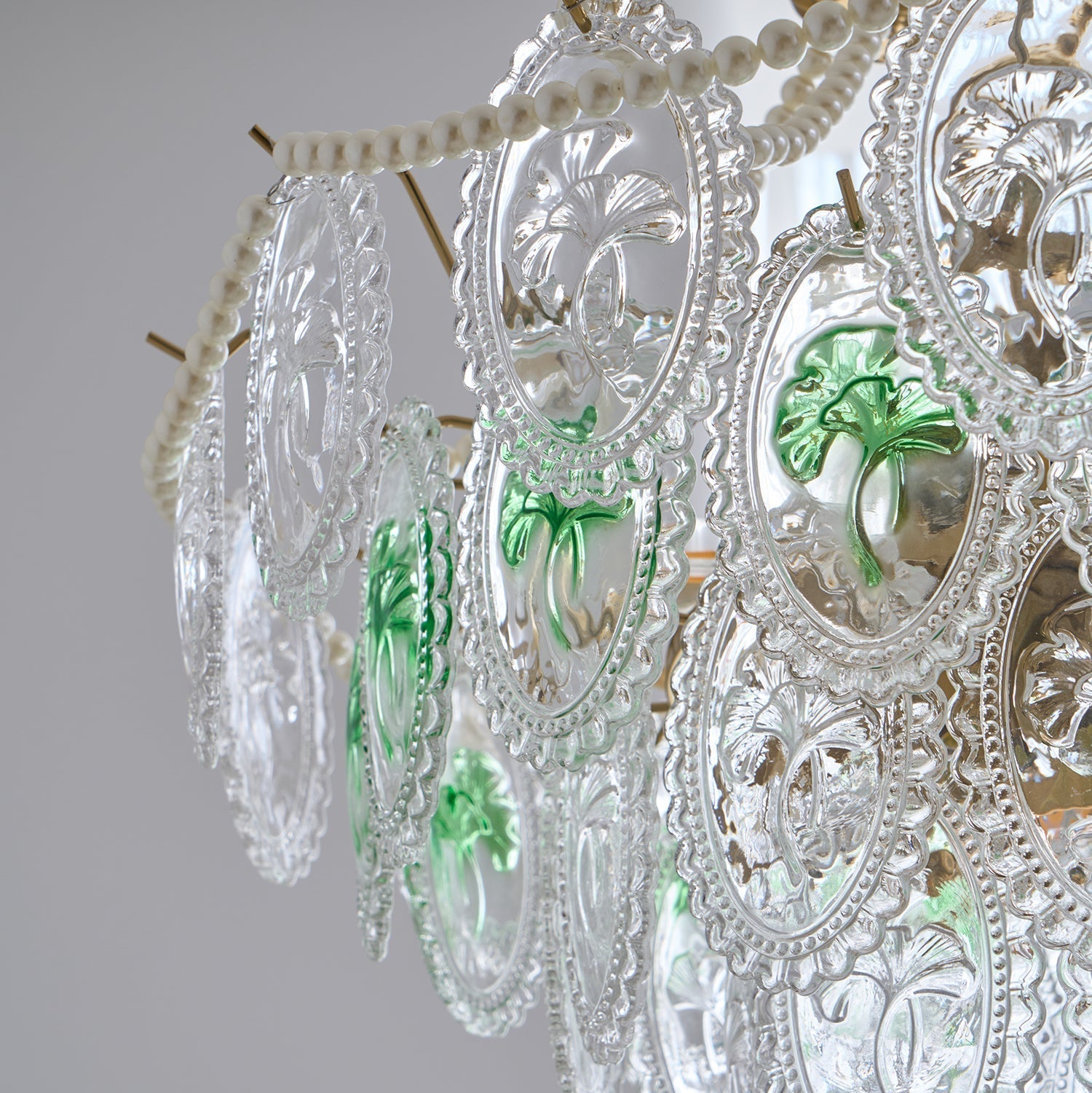Kristy Chandelier Lustrous pearls