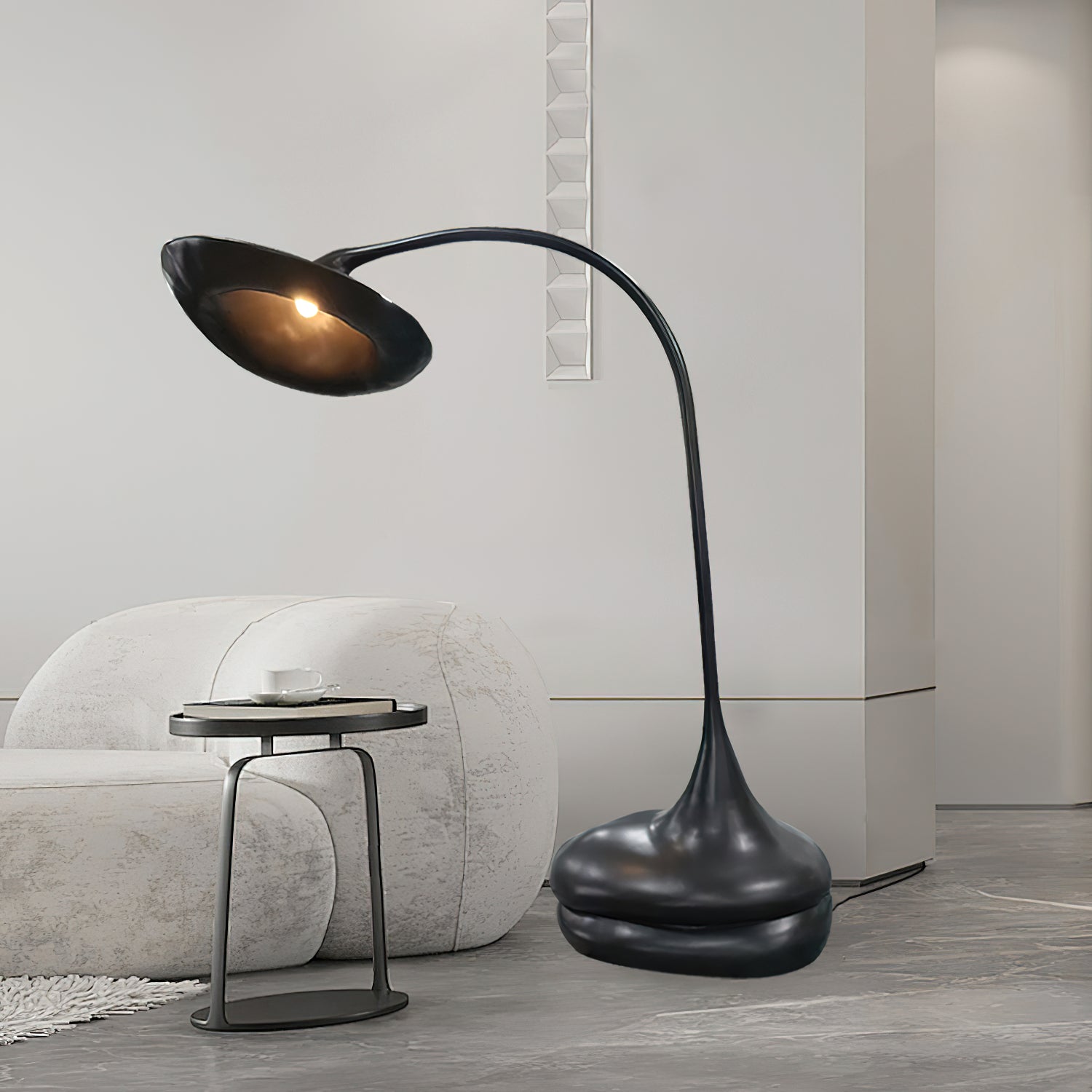 Elsilora Curved Black Desk Lamp - Letslighting