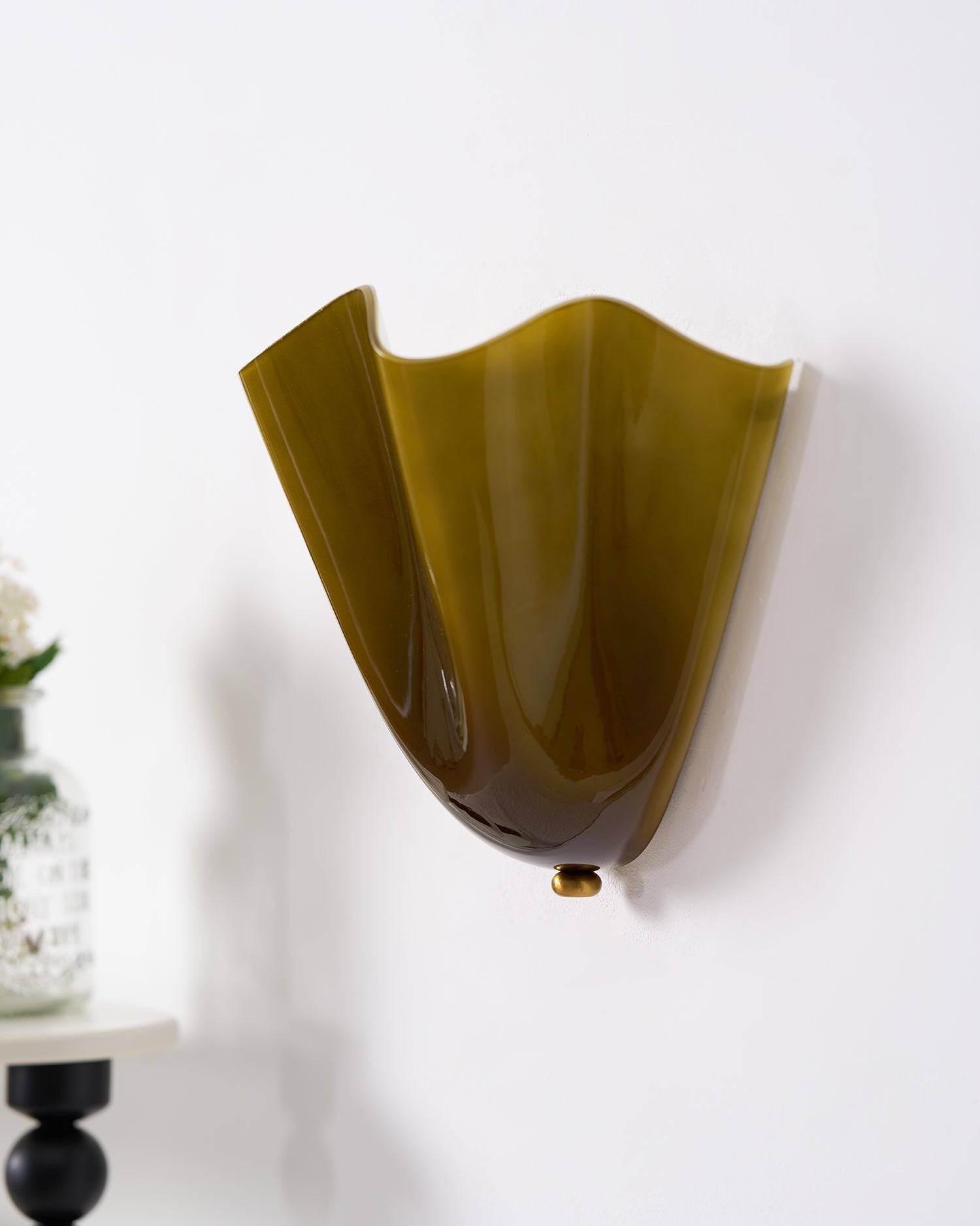 Elara Wall Lamp