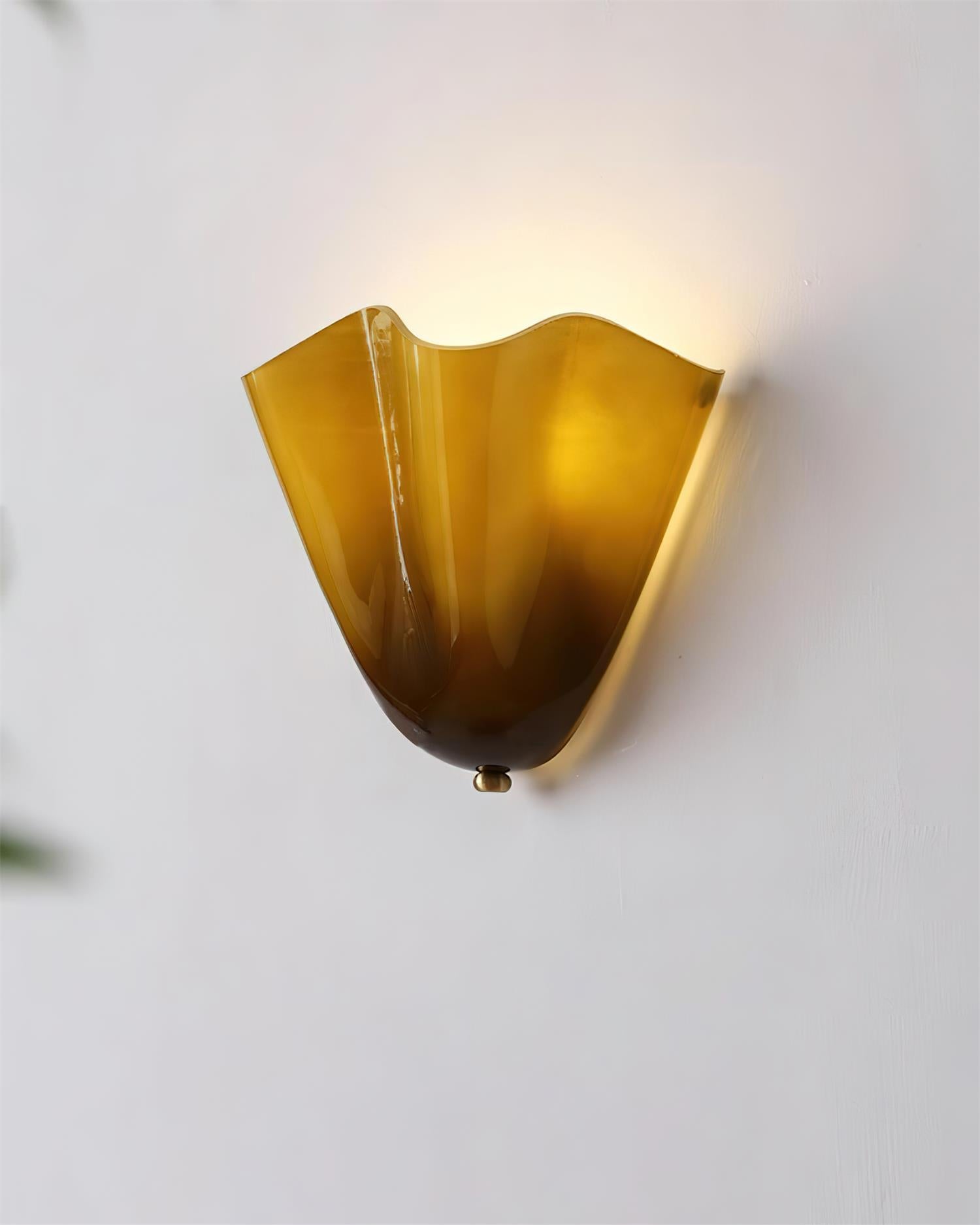 Elara Wall Lamp