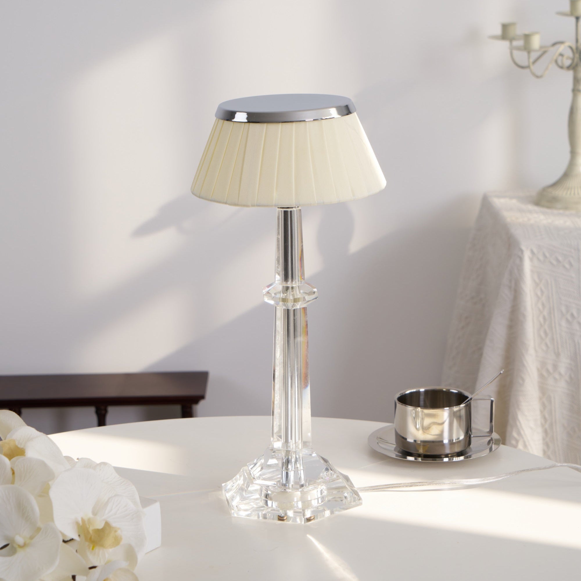 Haloza Fabric Luxurious Table Lamp - Letslighting