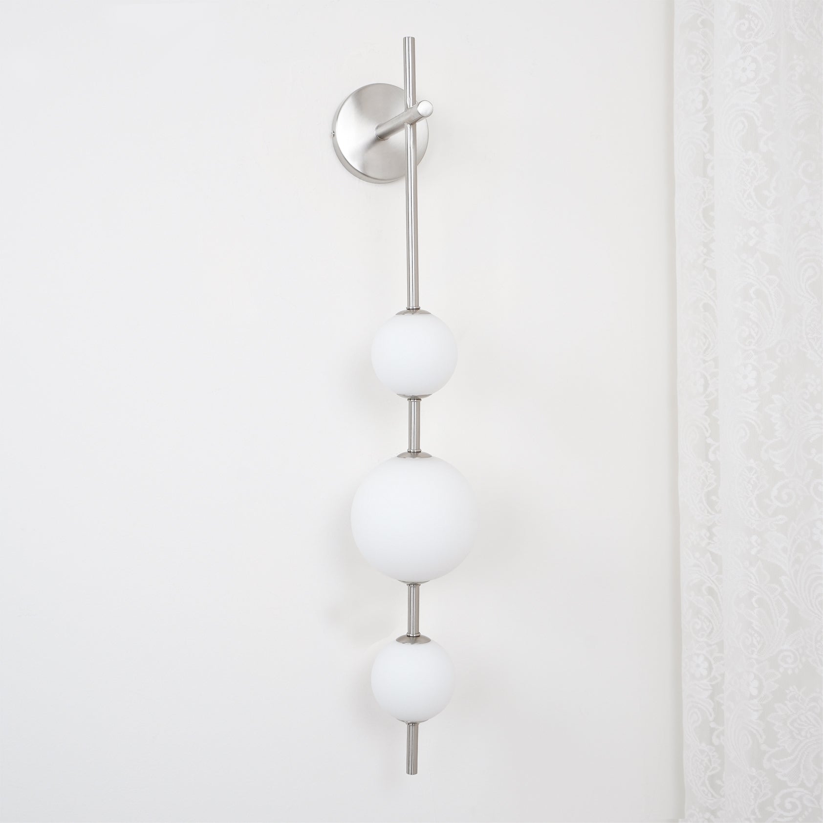 Valentina Vertical Globe Wall Lamp