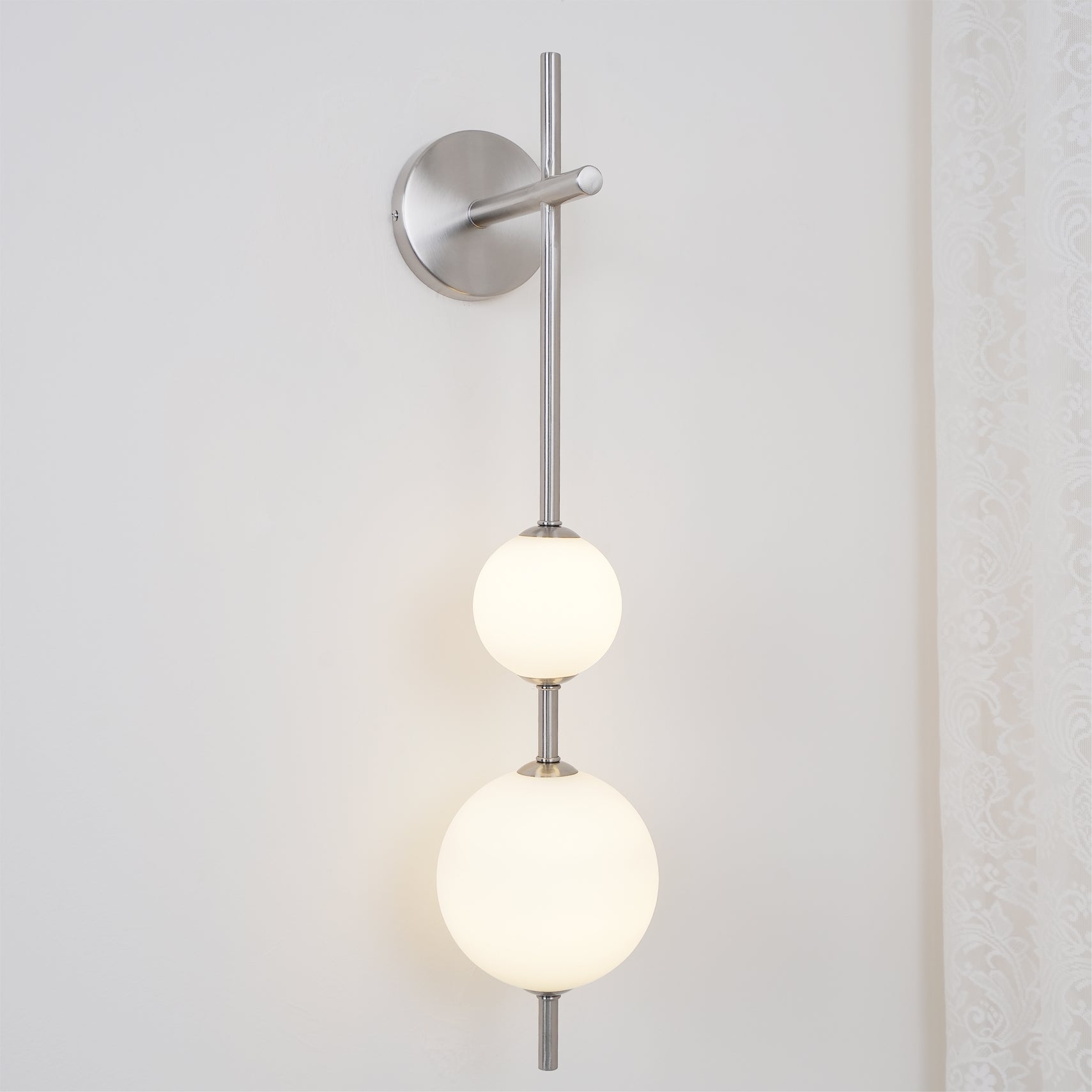 Valentina Vertical Globe Wall Lamp