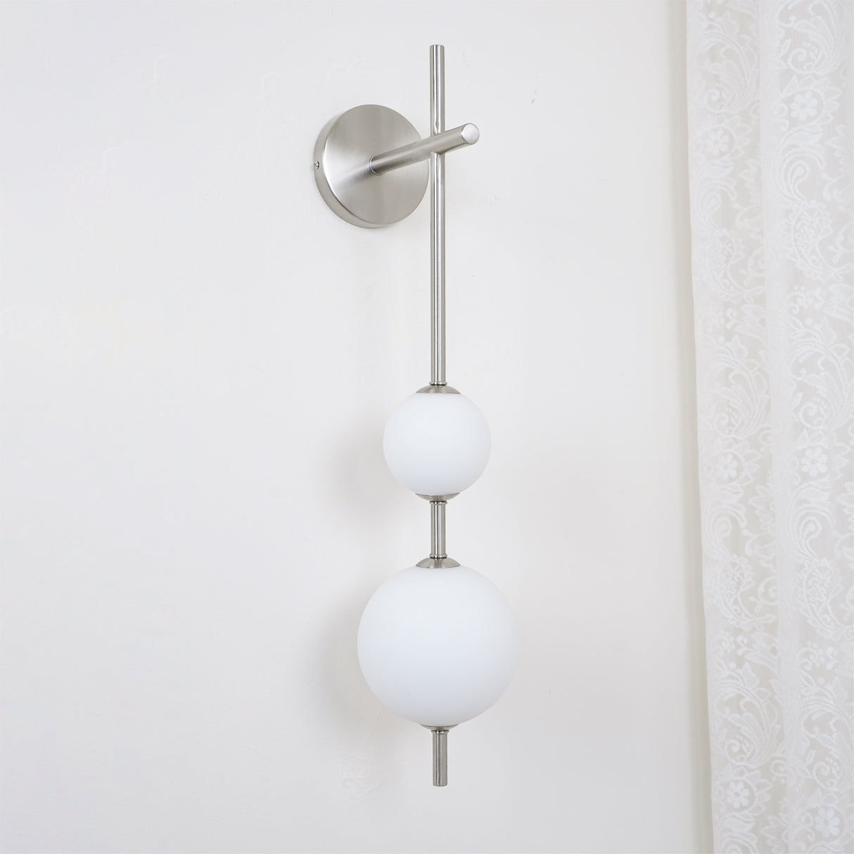 Valentina Vertical Globe Wall Lamp