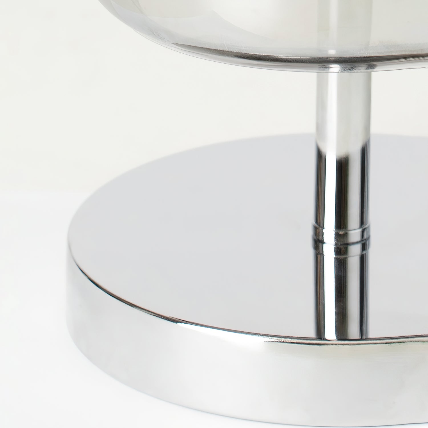 Avolar Table Lamp - Letslighting