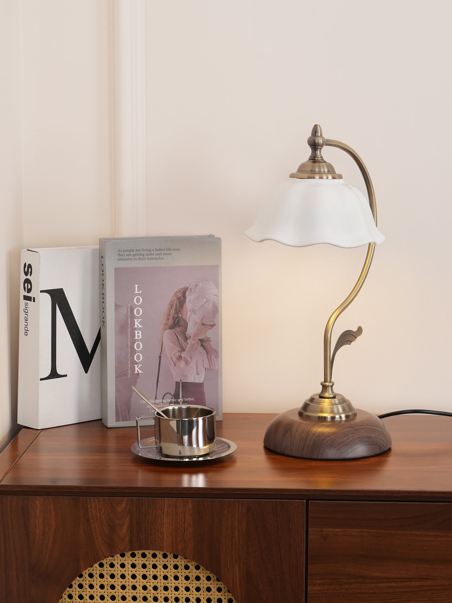 Sylea Ceramics Vintage Table Lamp - Letslighting