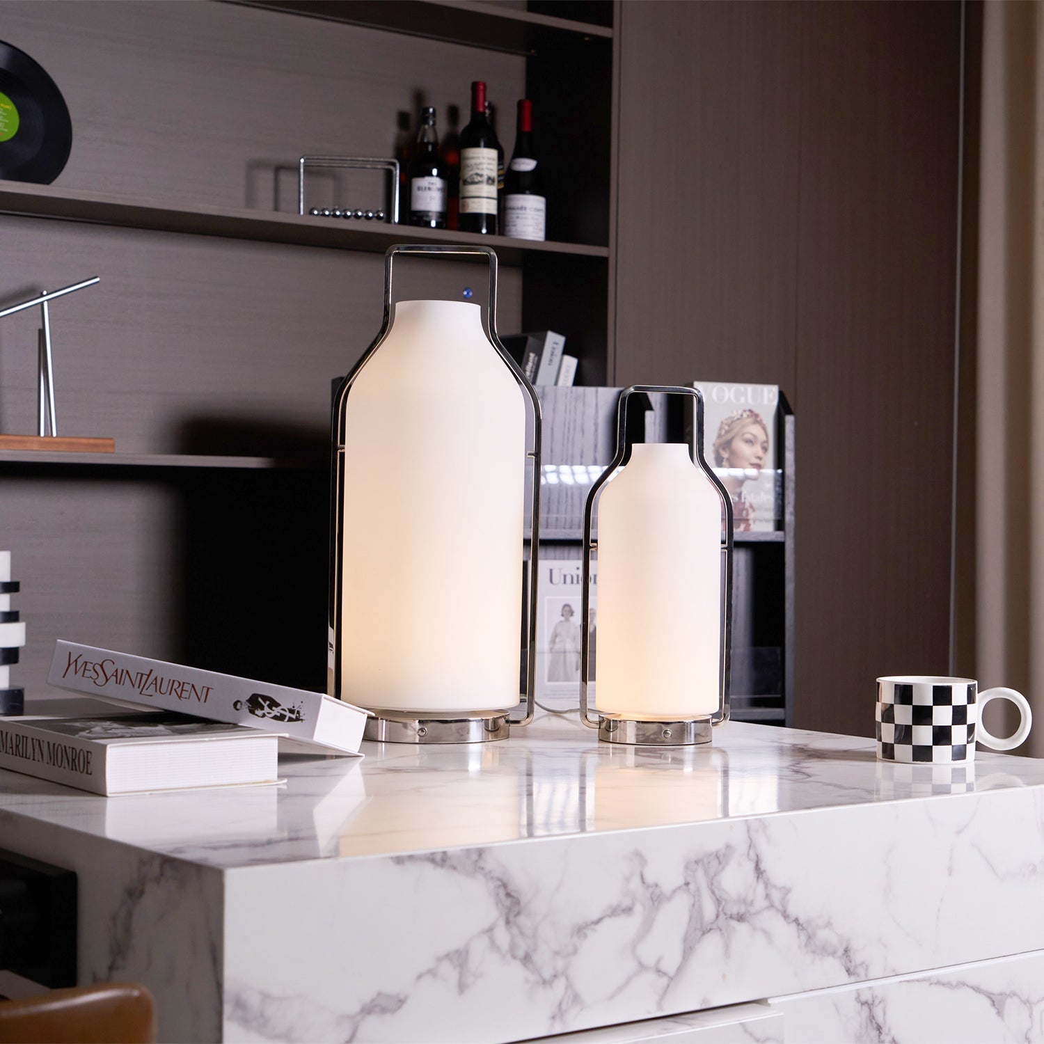 Solace Lantern Minimalist Table Lamp - Letslighting