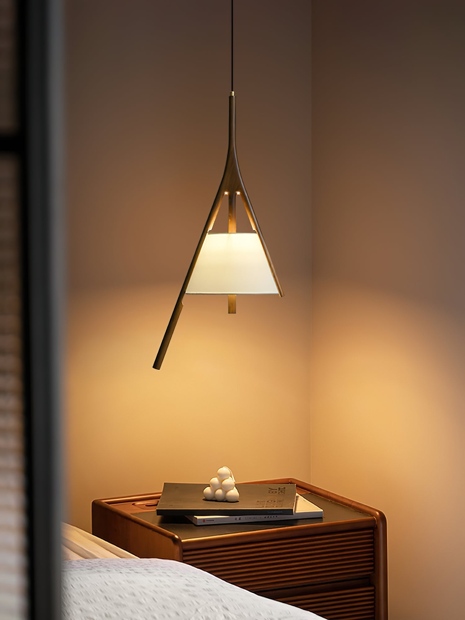 Zovenarae Triangular Wood Pendant Light - Letslighting