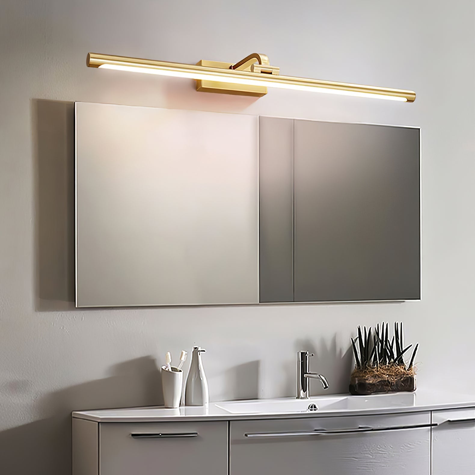 Lumare Brass Minimalist Wall Lamp - Letslighting
