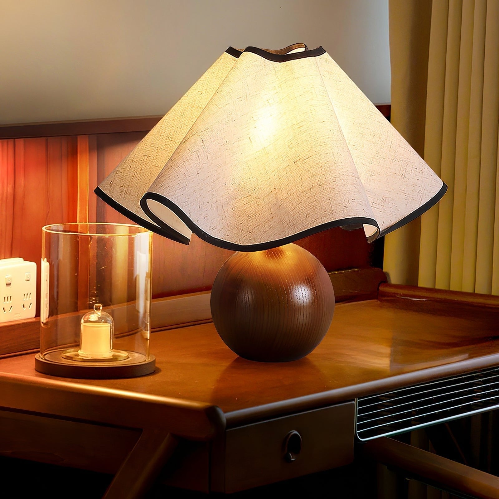 Wavecrest Table Lamp - Blowlighting