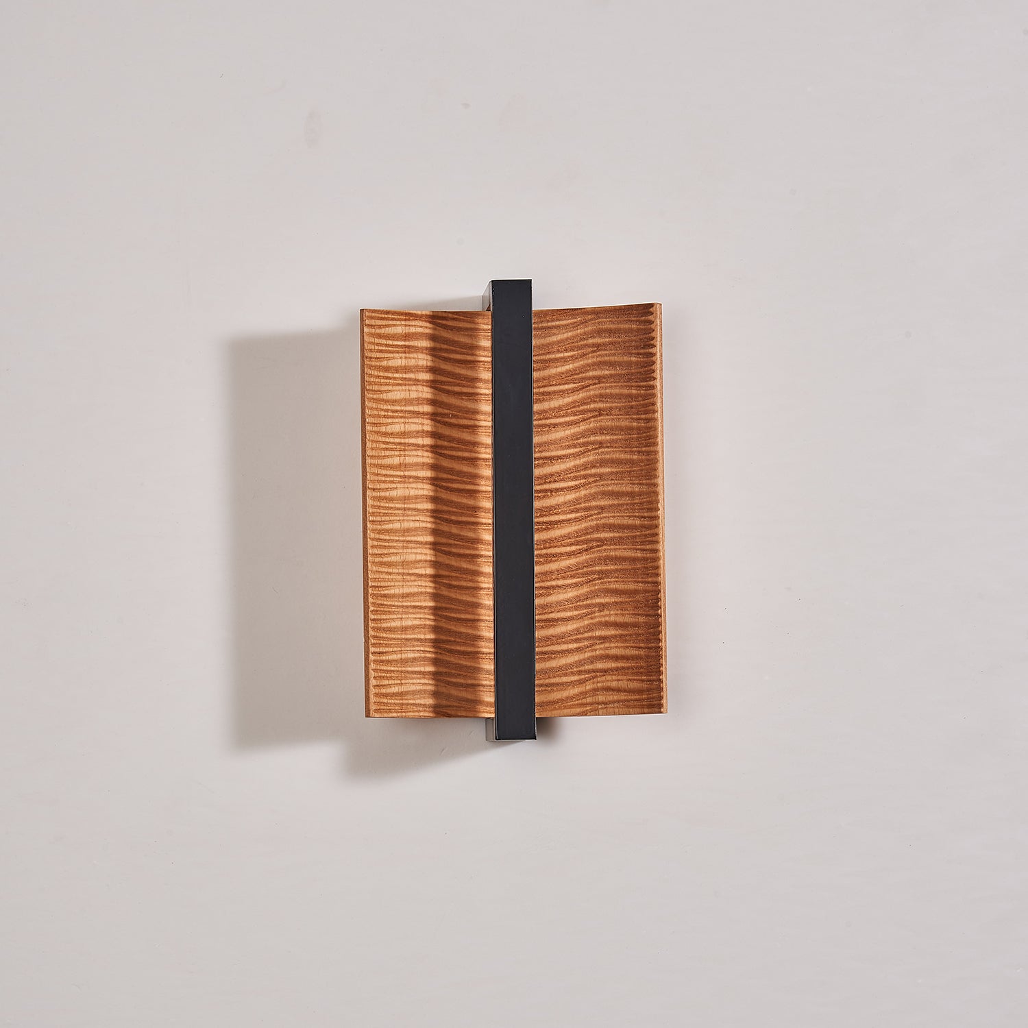 Vevinir Premium Nordic Art Wood Wall Light - Letslighting