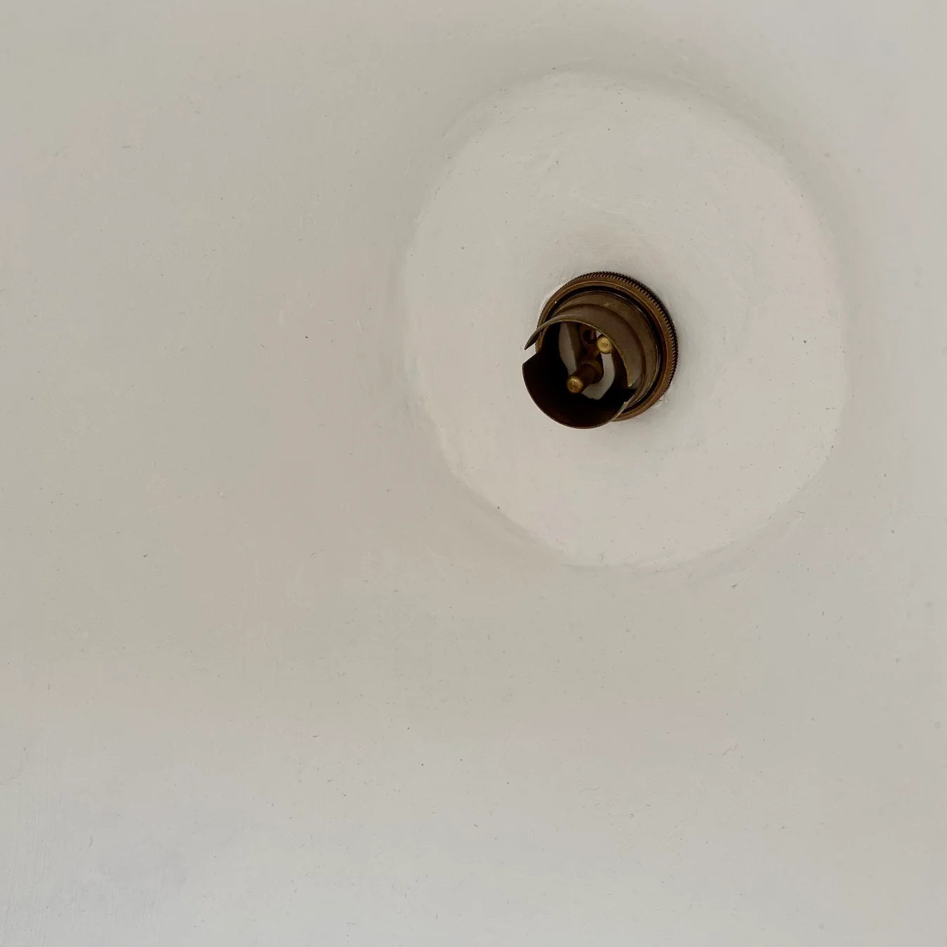 Zavelila Modern Minimalist White Plaster Pendant Lamp - Letslighting