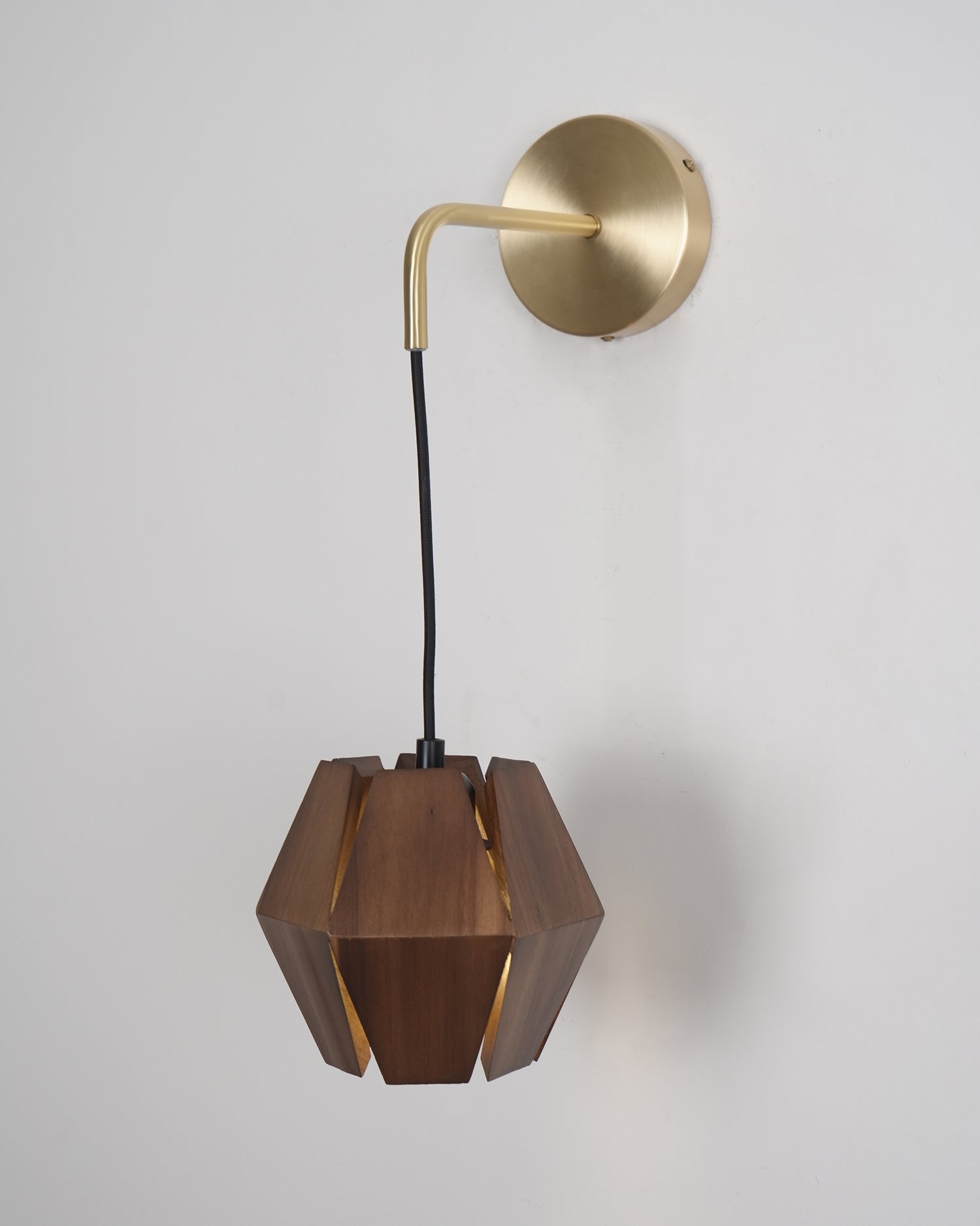 Wall Lamp Body Faceted Walnut Shade Plug In Nordic Minimalist - Letslighting