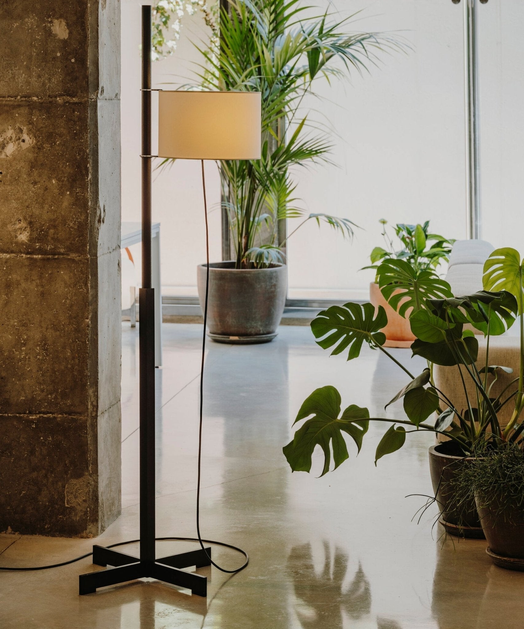 Torna Wood Fabric Floor Lamp - Letslighting