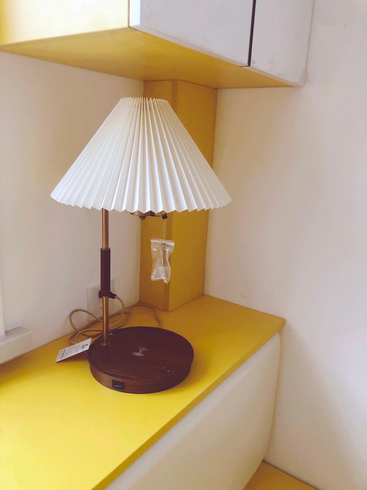 Vellain Retro Table Lamp - Letslighting