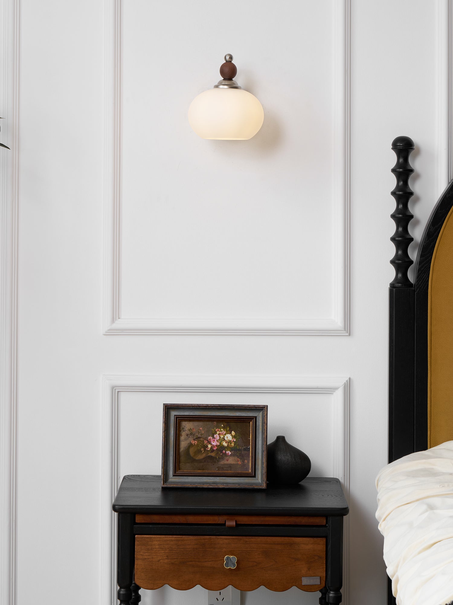 Vicare Premium Nordic Art Glass Wall Lamp - Letslighting