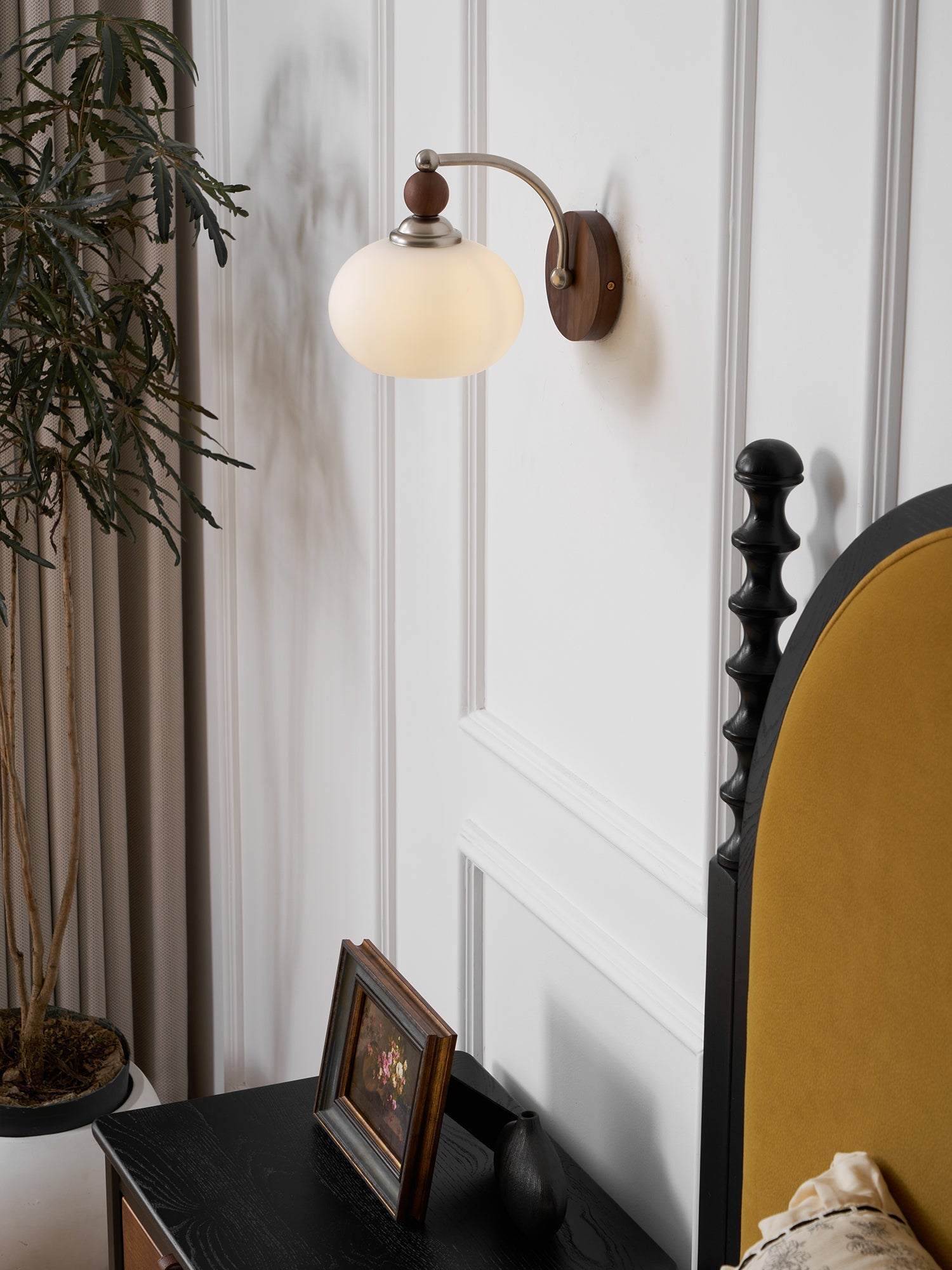 Vicare Premium Nordic Art Glass Wall Lamp - Letslighting