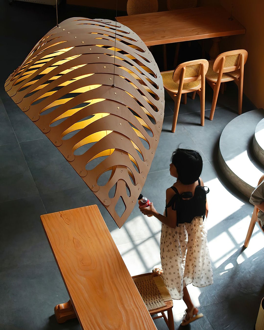 Veliren Leaf Wood Pendant Light - Letslighting