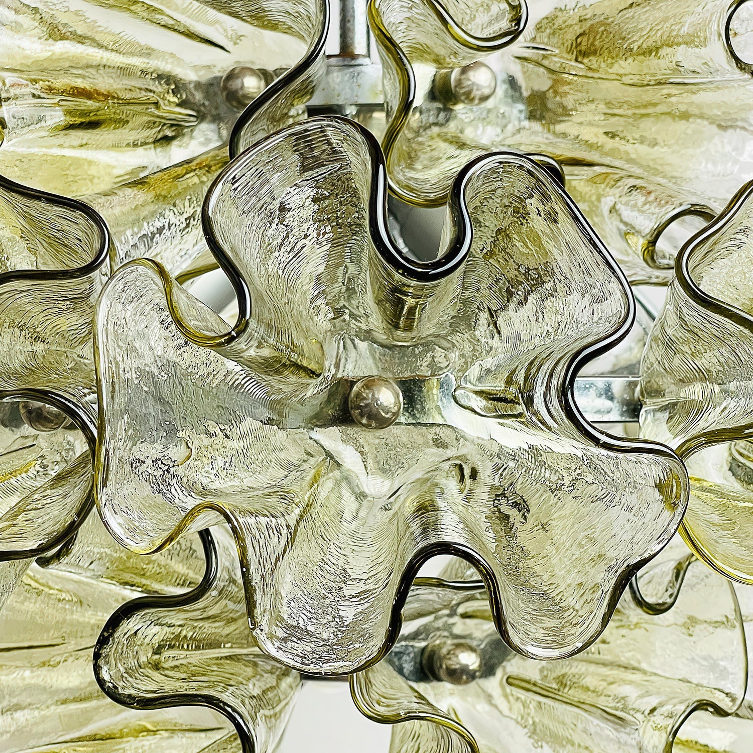 Zerelle Pendant Lamp Ruffled Glass Bloom - Letslighting