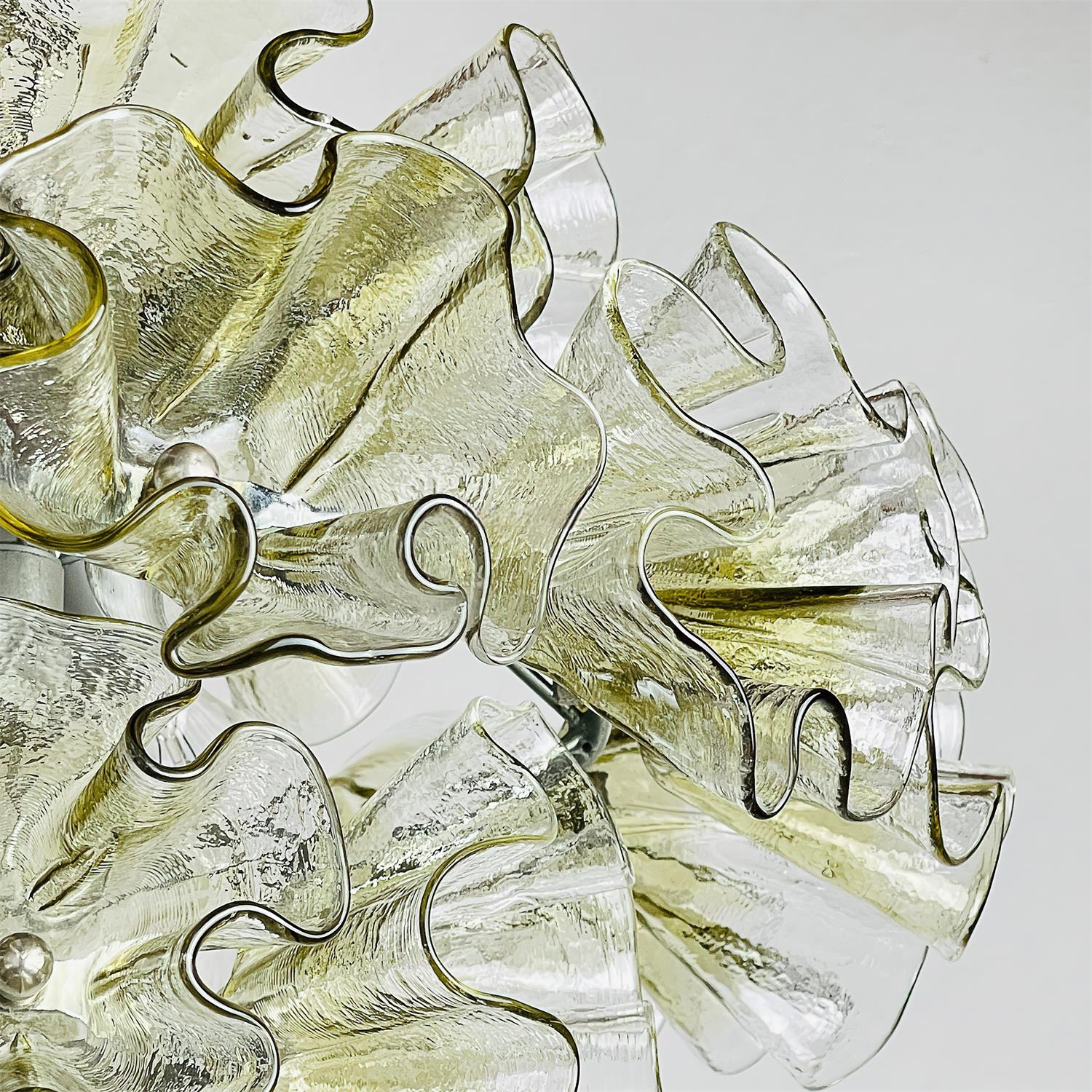 Zerelle Pendant Lamp Ruffled Glass Bloom - Letslighting