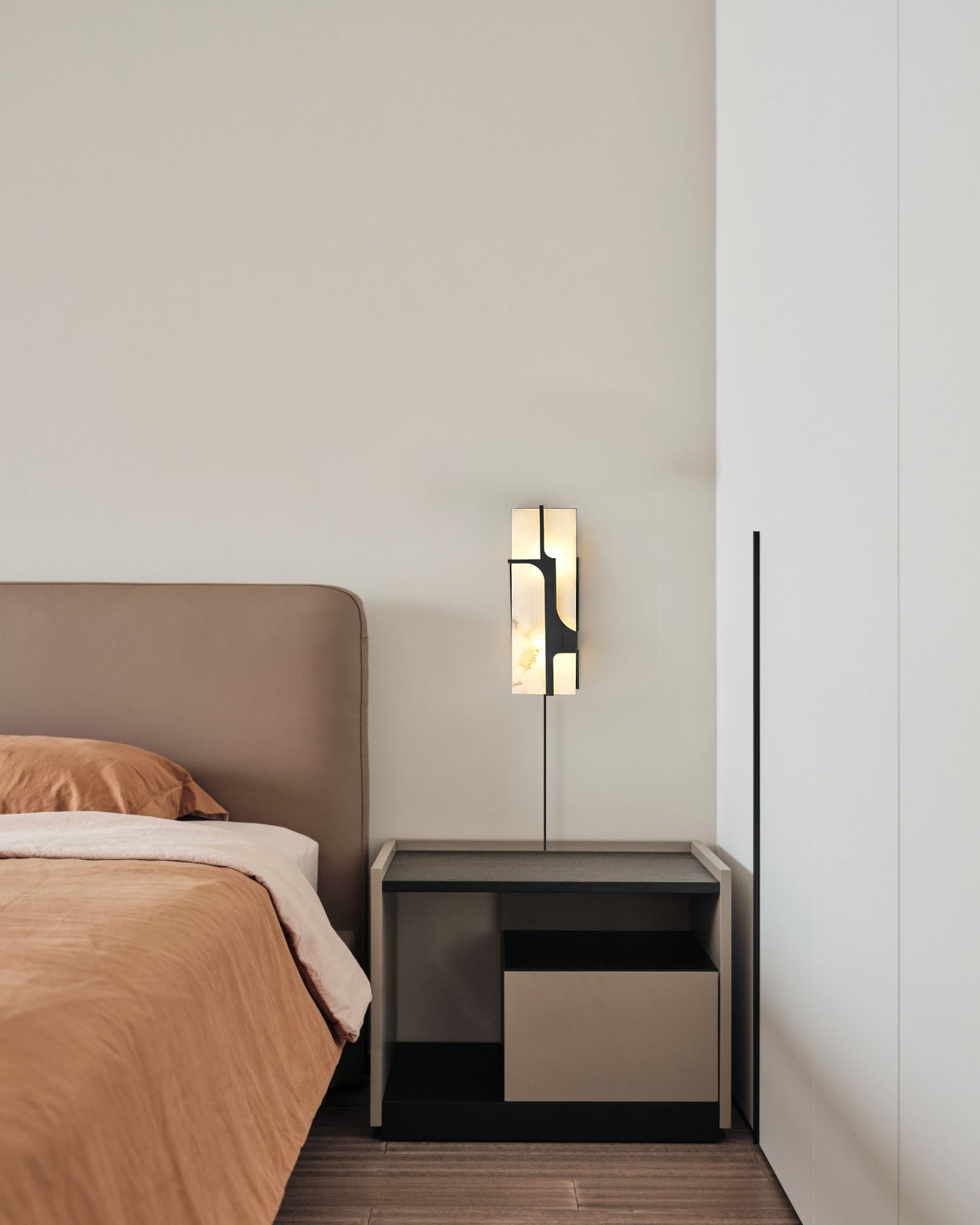 Ariel Wall Lamp Plug-In Bronze & Alabaster - Letslighting