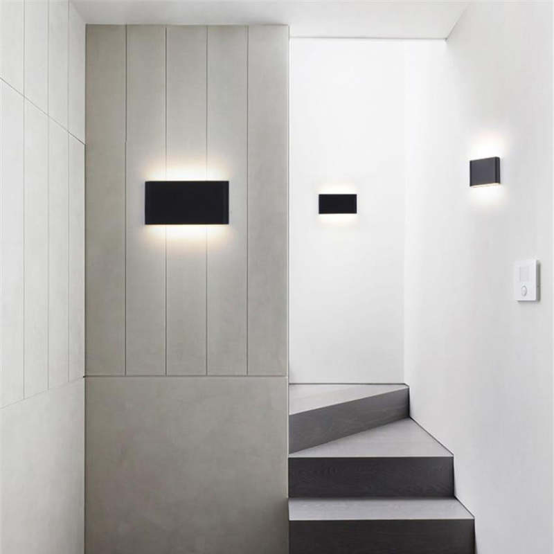 Ray Modern Rectagulart Metal Outdoor Wall Lamp