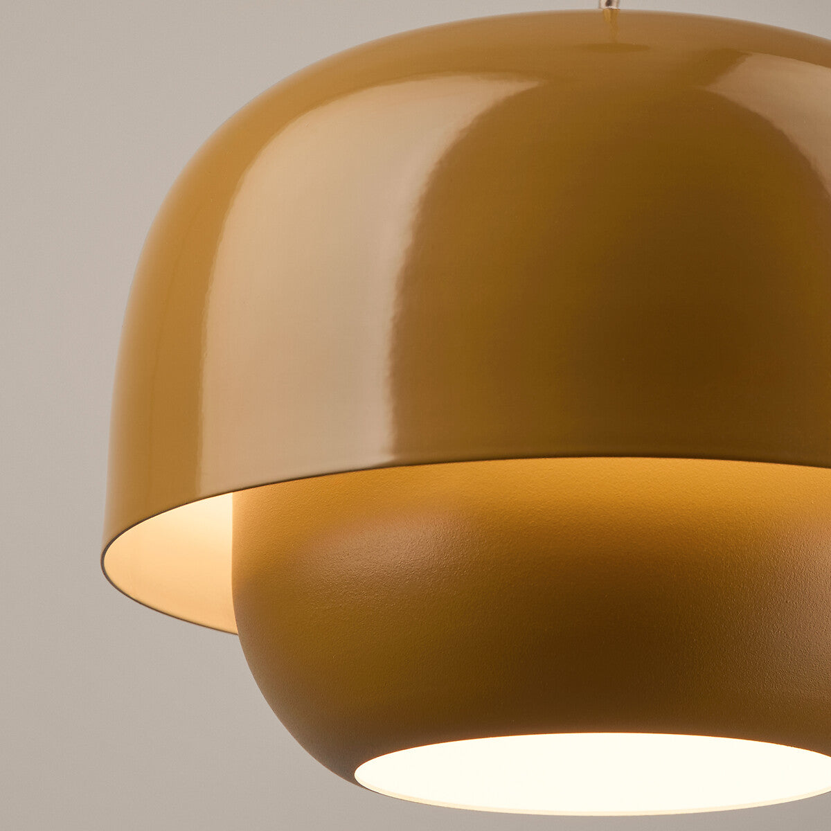 Orbit Sleek Dual-Layer Metal Pendant Lamp – Elegant Ambient Lighting for Dining Rooms