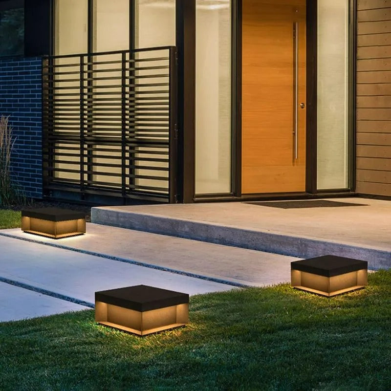 Ray Outdoor Post Lamps Modern Square Solar