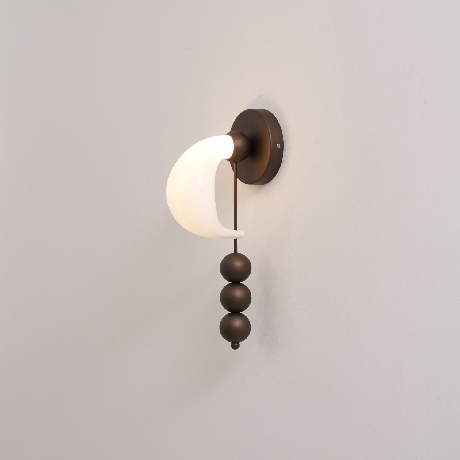 Viphaor Premium Elegance Art Glass Wall Light - Letslighting