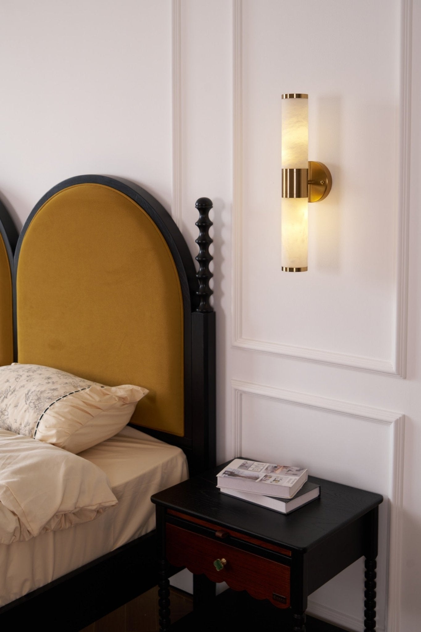 Kaia Minimalist Alabaster Wall Lamp - Letslighting