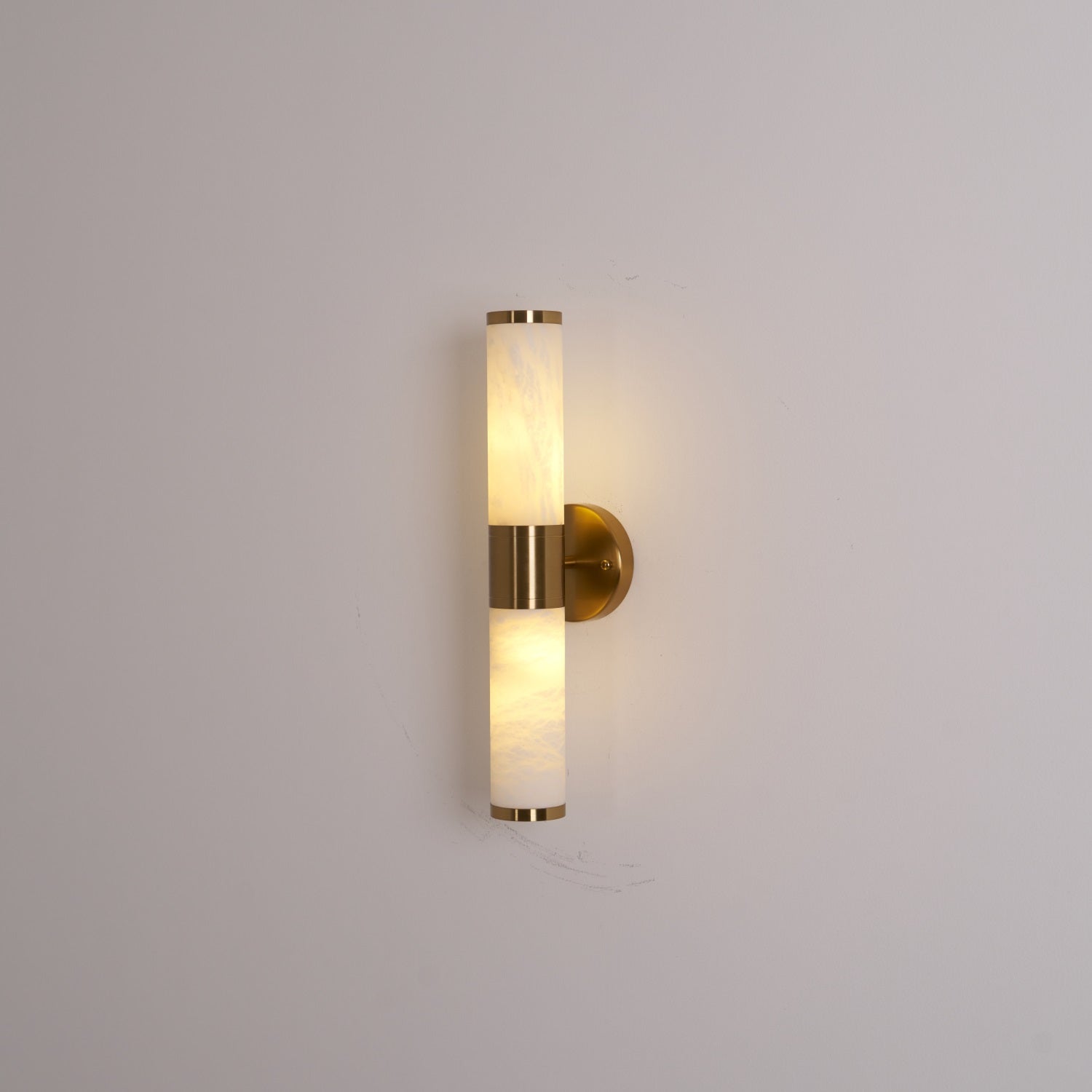 Kaia Minimalist Alabaster Wall Lamp - Letslighting