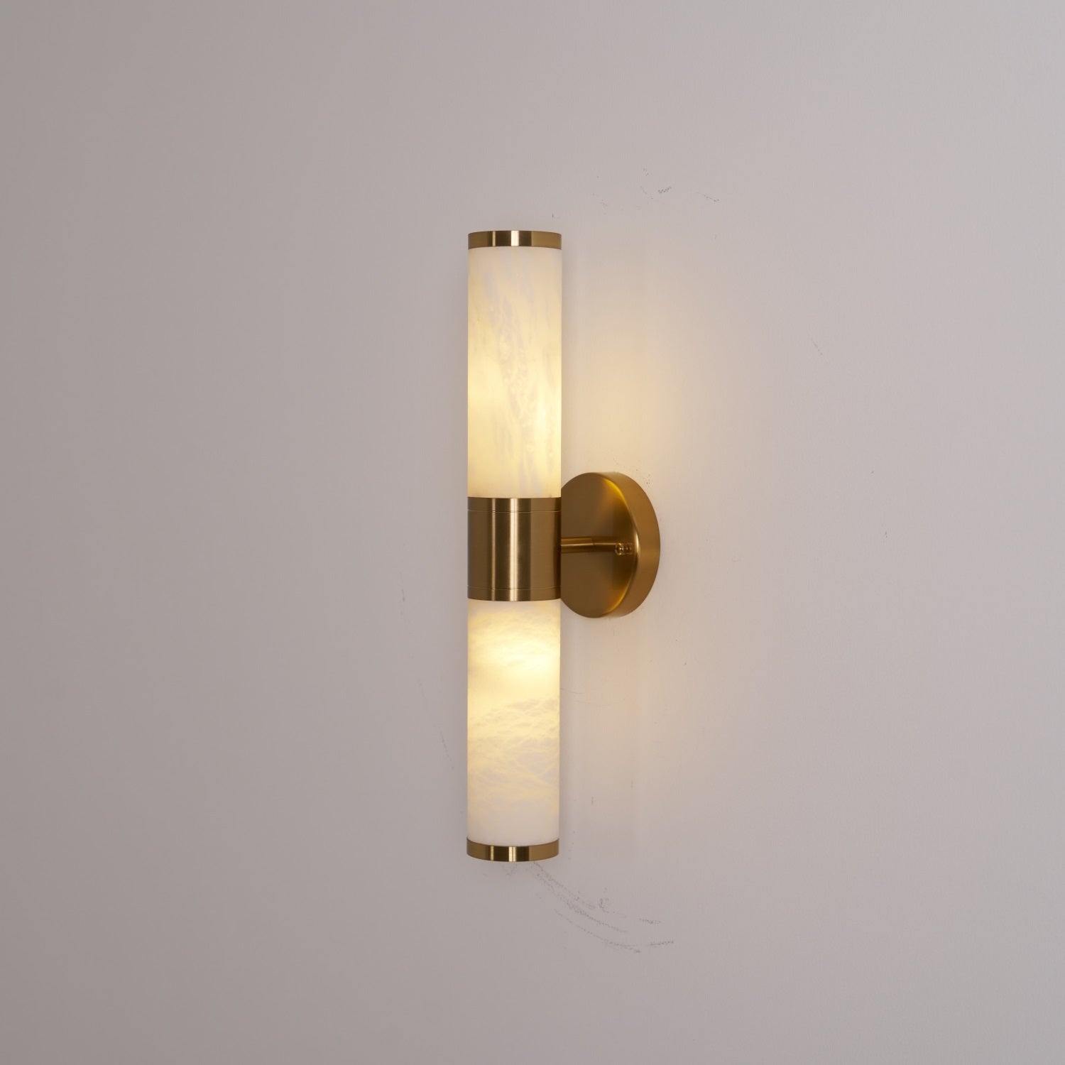 Kaia Minimalist Alabaster Wall Lamp - Letslighting
