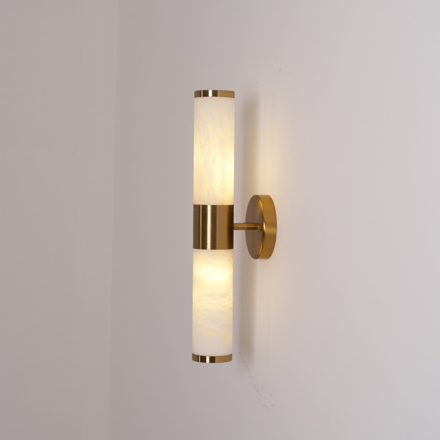 Kaia Minimalist Alabaster Wall Lamp - Letslighting