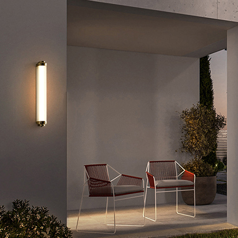 Arisha Minimalist Cylindrical Metal Outdoor Wall Lamp