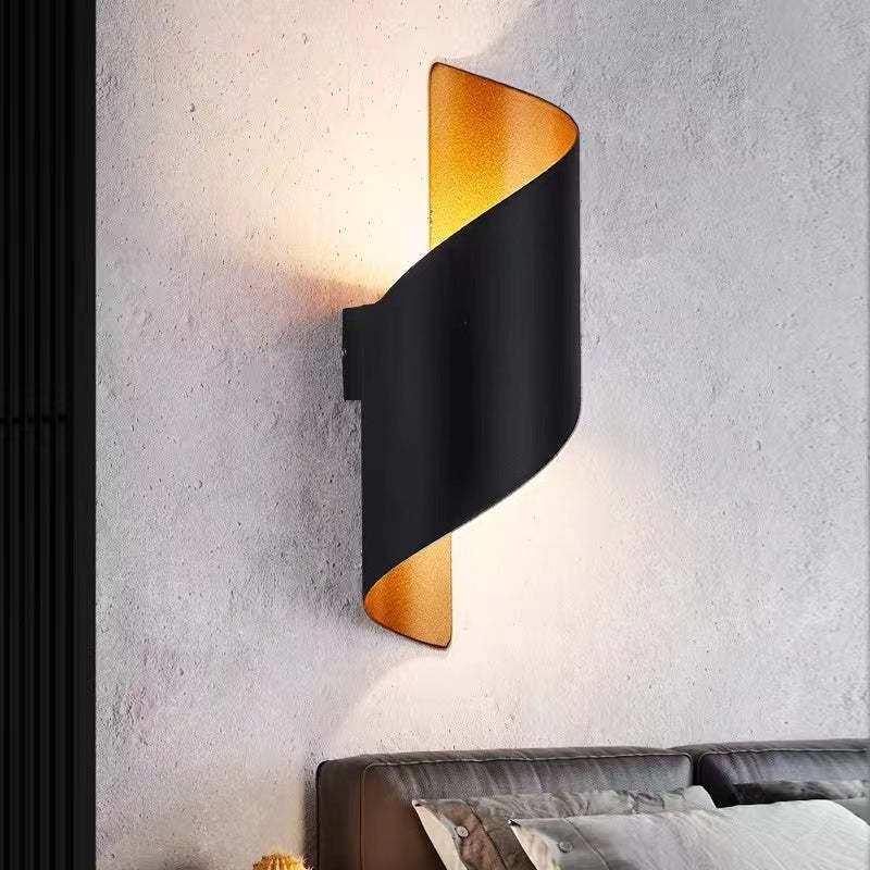 Ray Modern Conch Shape Metal Indoor Wall Lamp