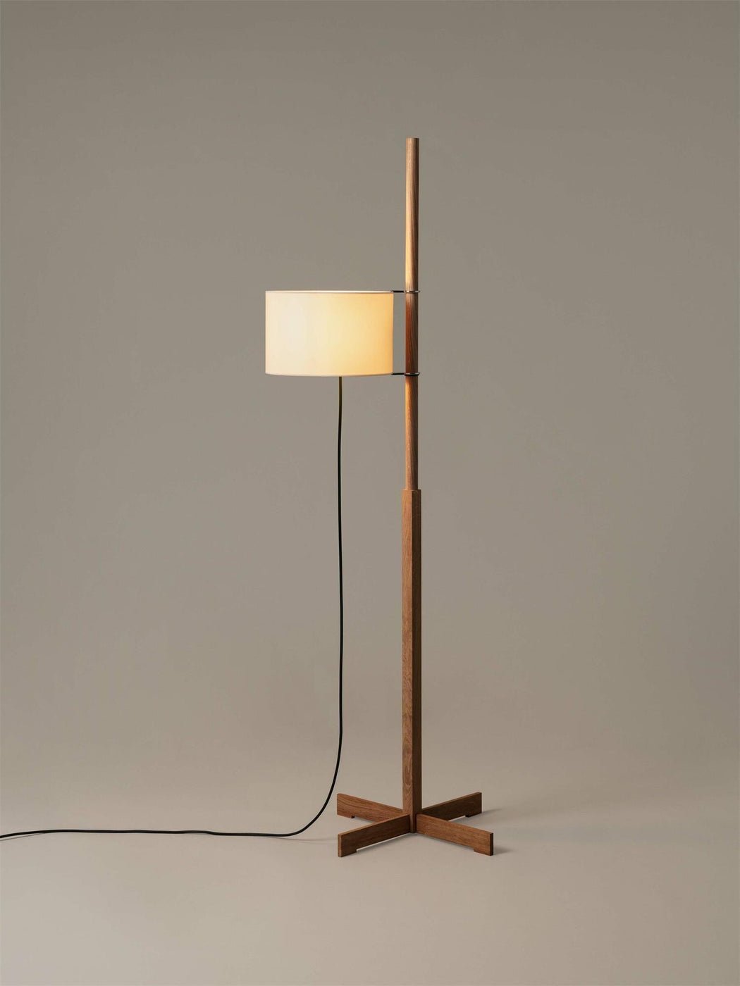 Torna Wood Fabric Floor Lamp - Letslighting