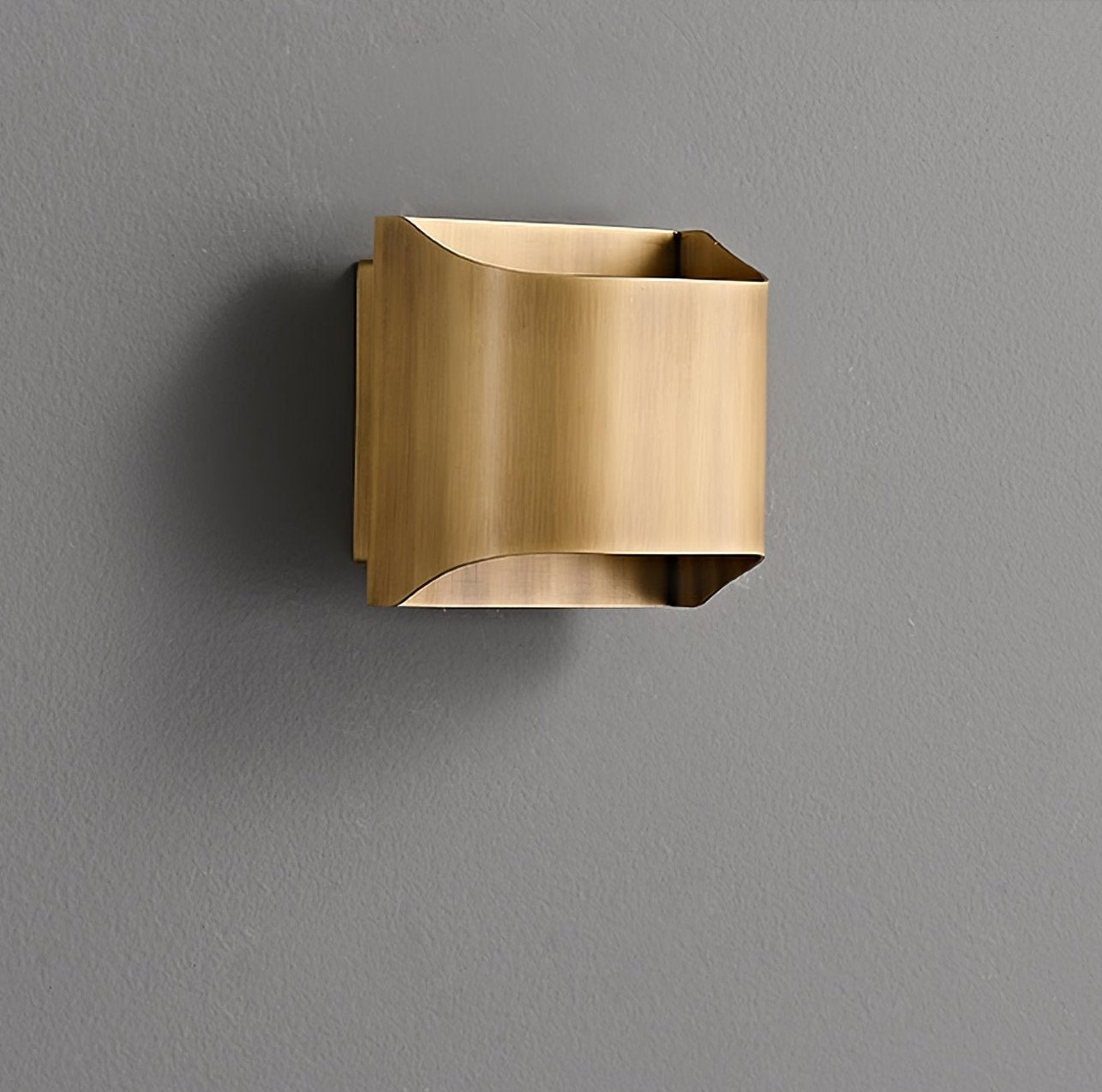 Hardy Nordic Art Brass Wall Lamp - Letslighting