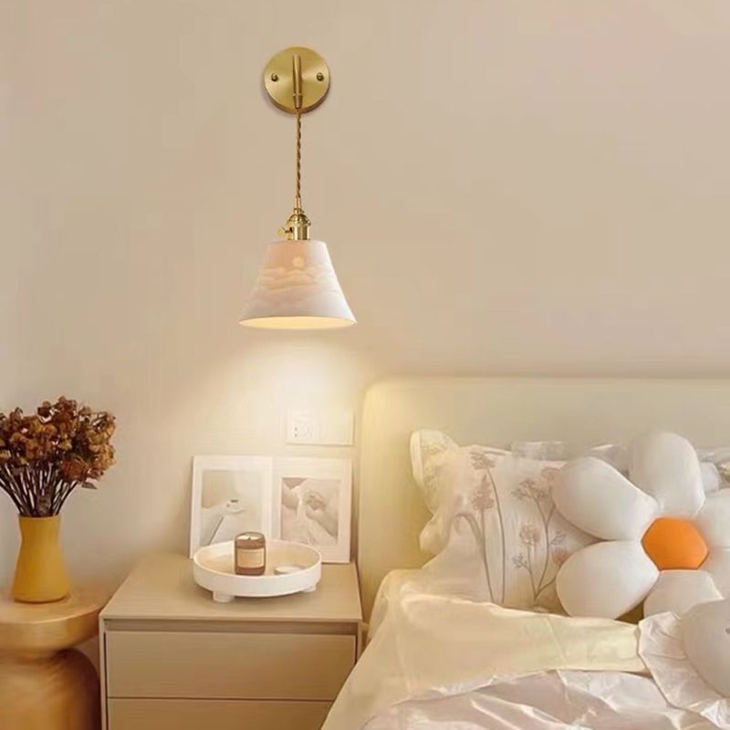 Arisha Modern Cone Wall Lamp, Metal/Ceramics