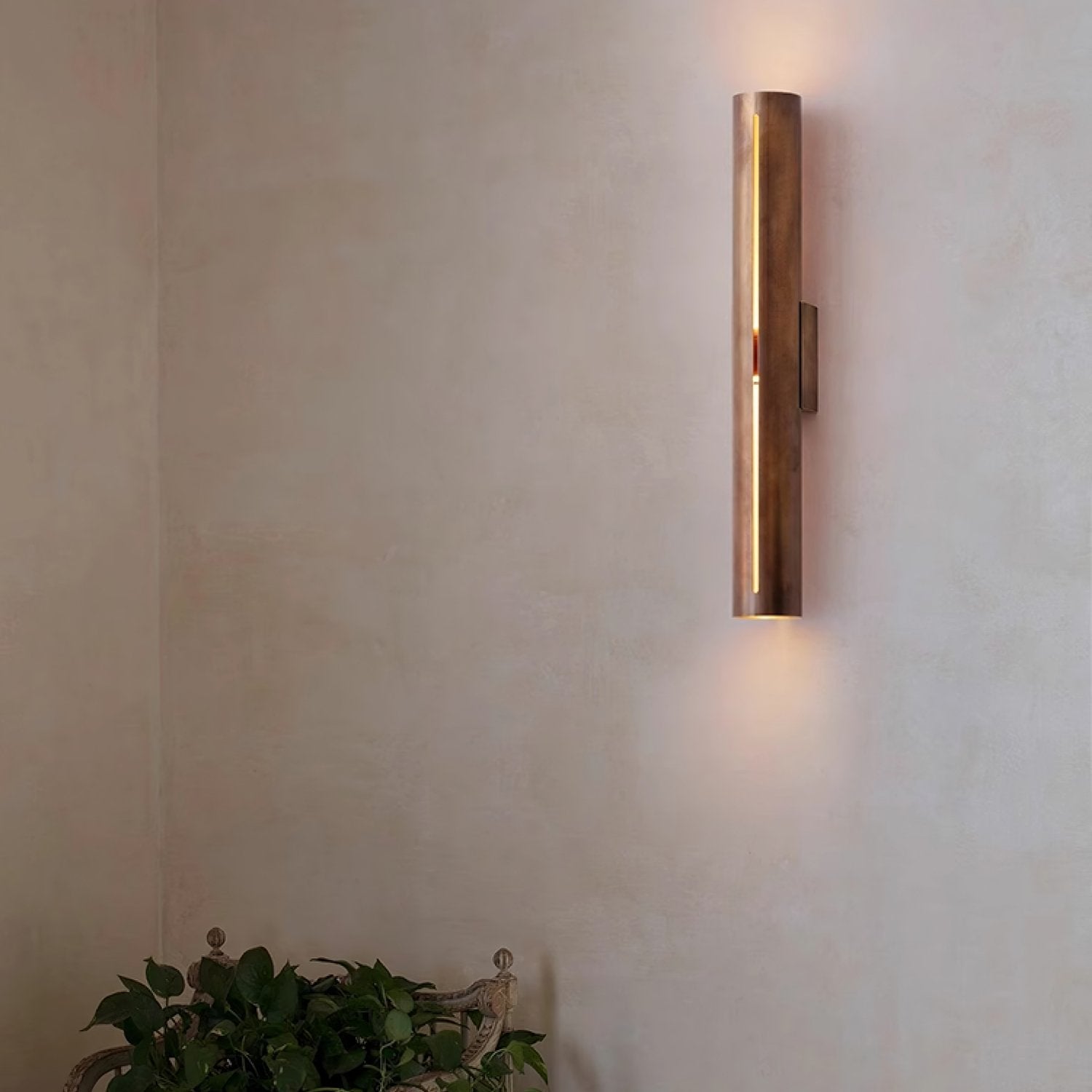Avsilara Modern Minimalist Cylinder Brass Wall Light - Letslighting