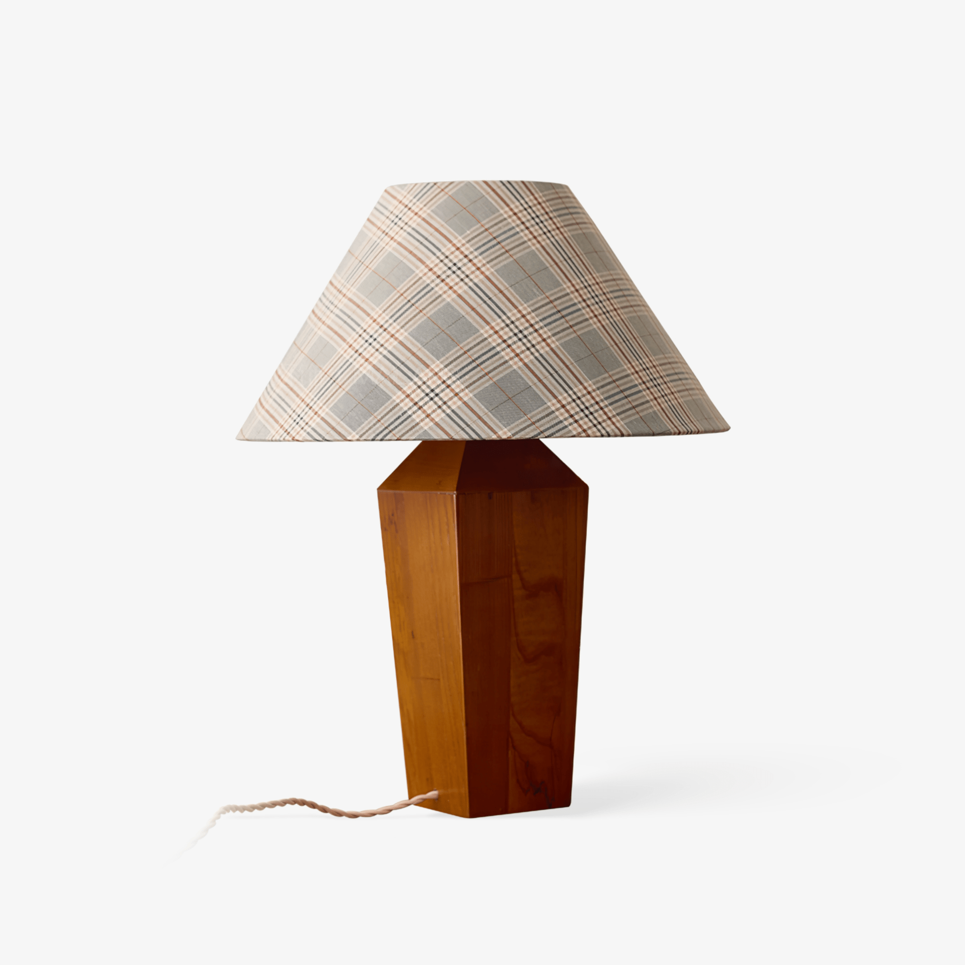 Hayden Minimalist Wood Table Lamp - Letslighting