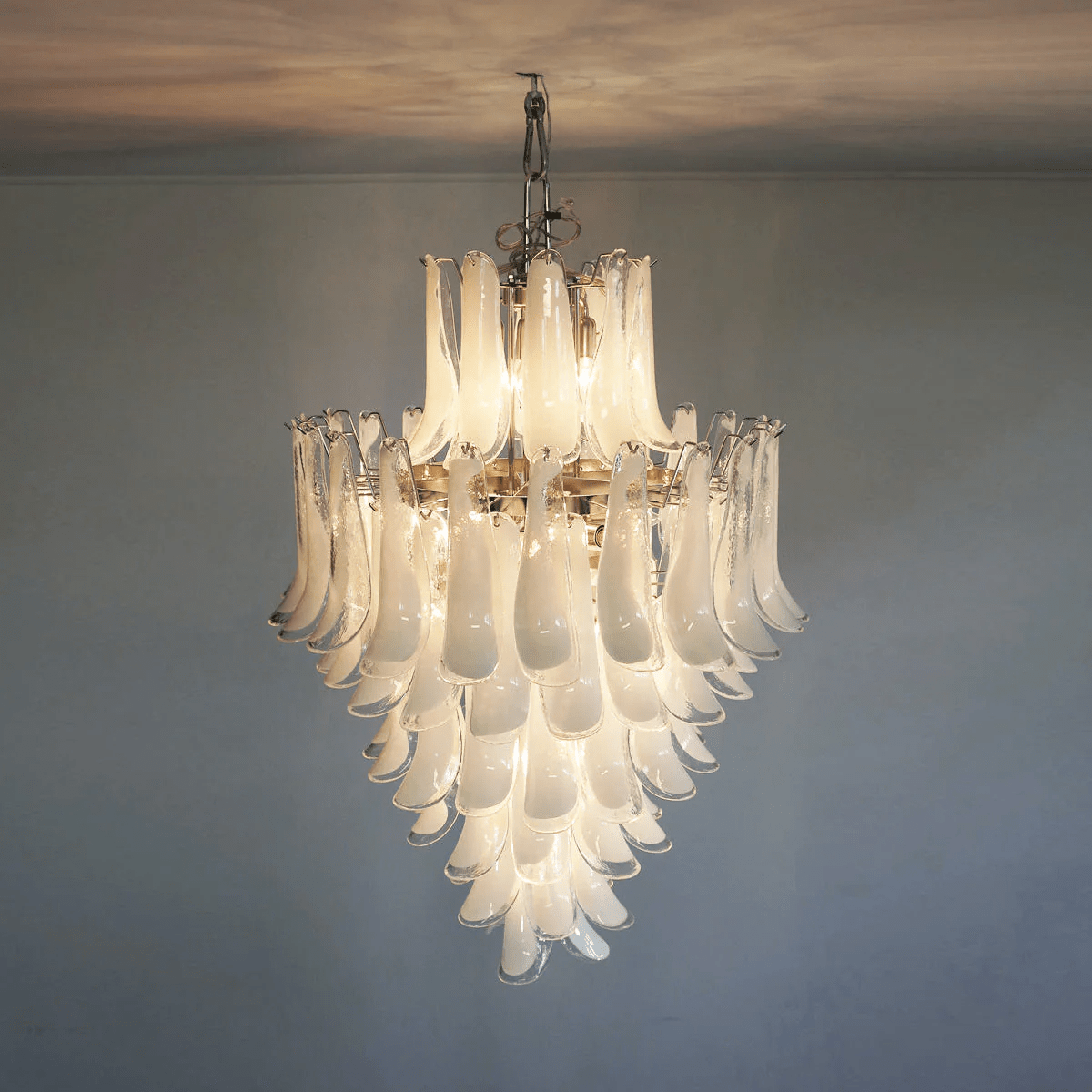 Dravina Glass Petals Pendant Lamp - Letslighting