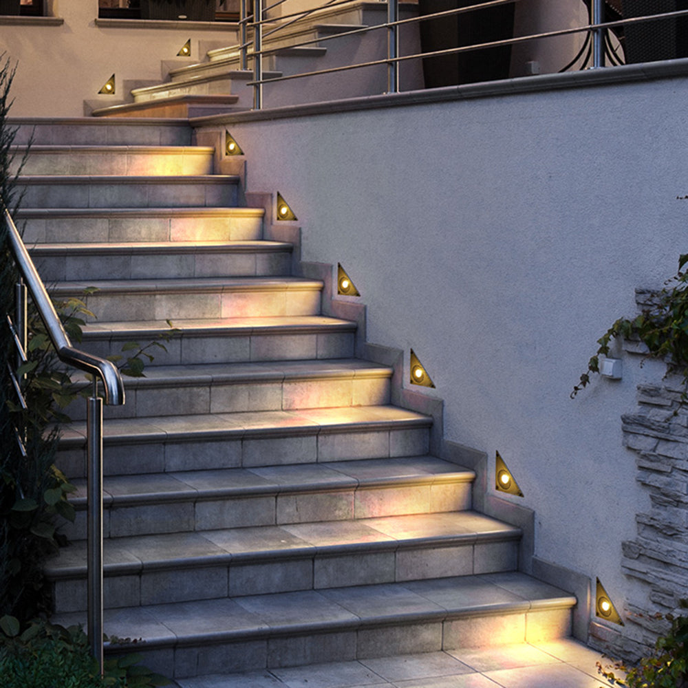 Ray Modern Triangle Motion Sensor Outdoor Deck Step Light